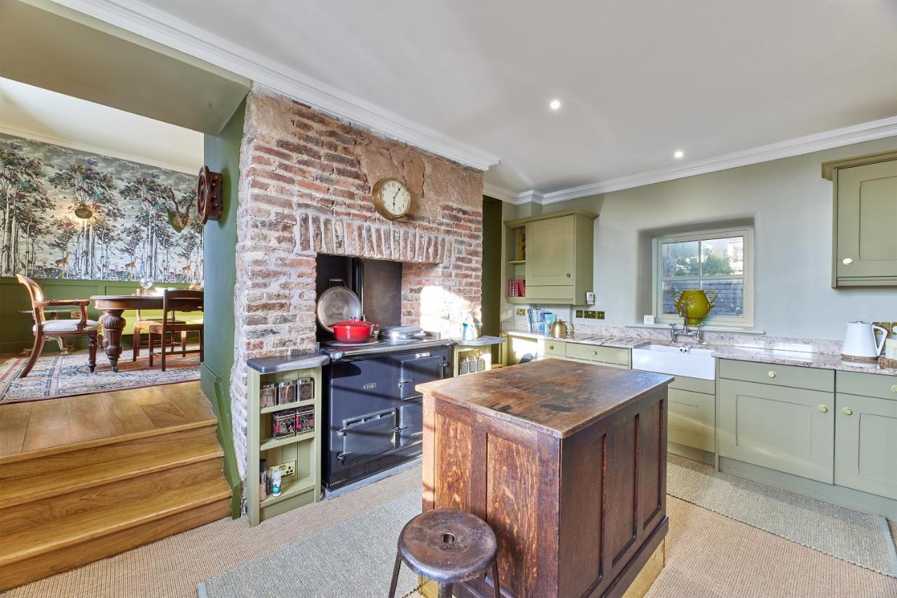 River View: Characterful Townhouse, Stunning Views Berwick Upon Tweed Exterior photo
