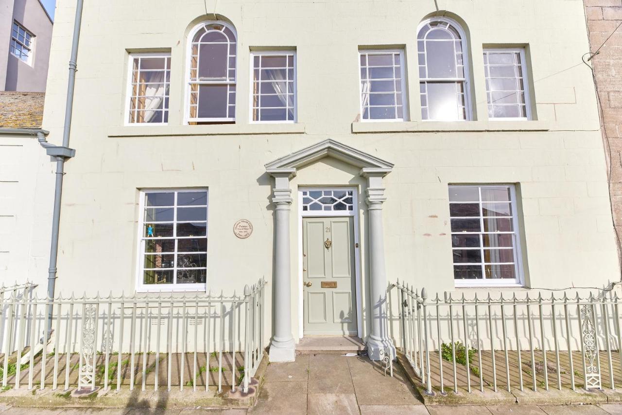 River View: Characterful Townhouse, Stunning Views Berwick Upon Tweed Exterior photo