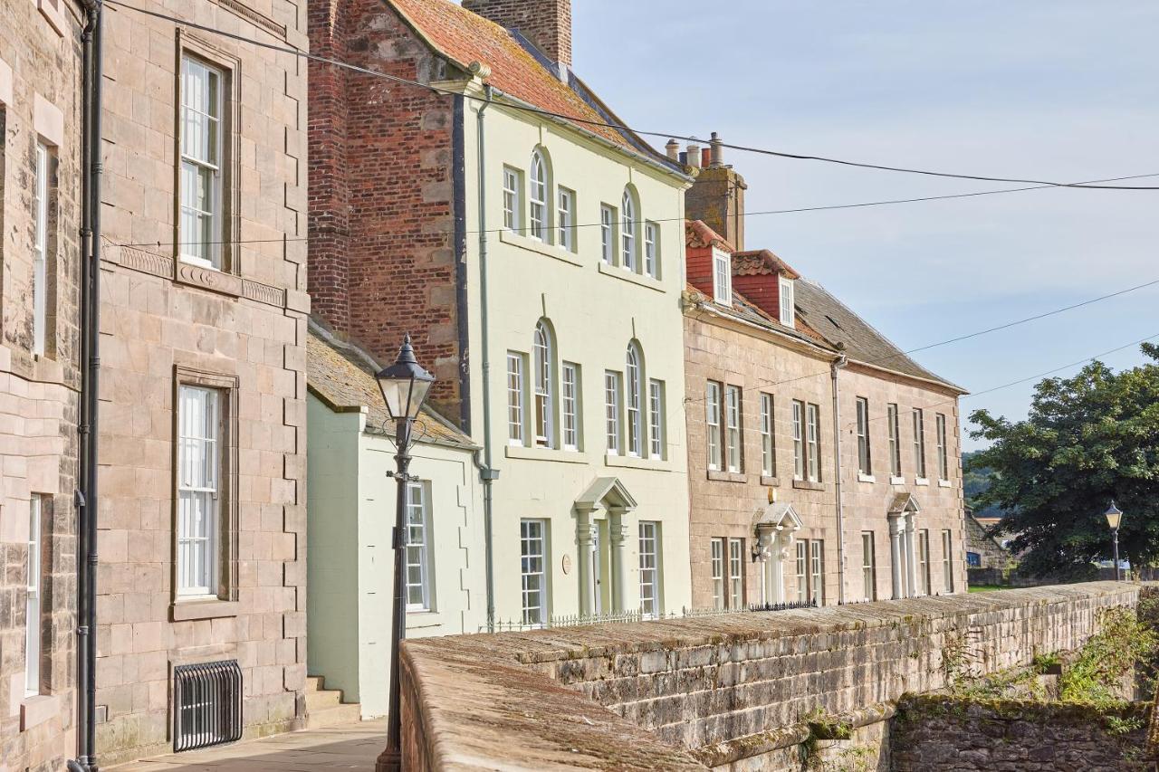 River View: Characterful Townhouse, Stunning Views Berwick Upon Tweed Exterior photo